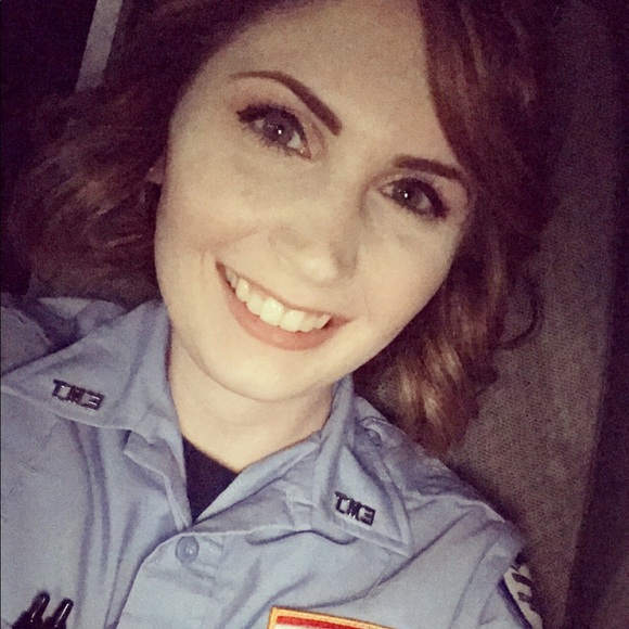 Meet your posher. 😊 - Picture 2 of 7